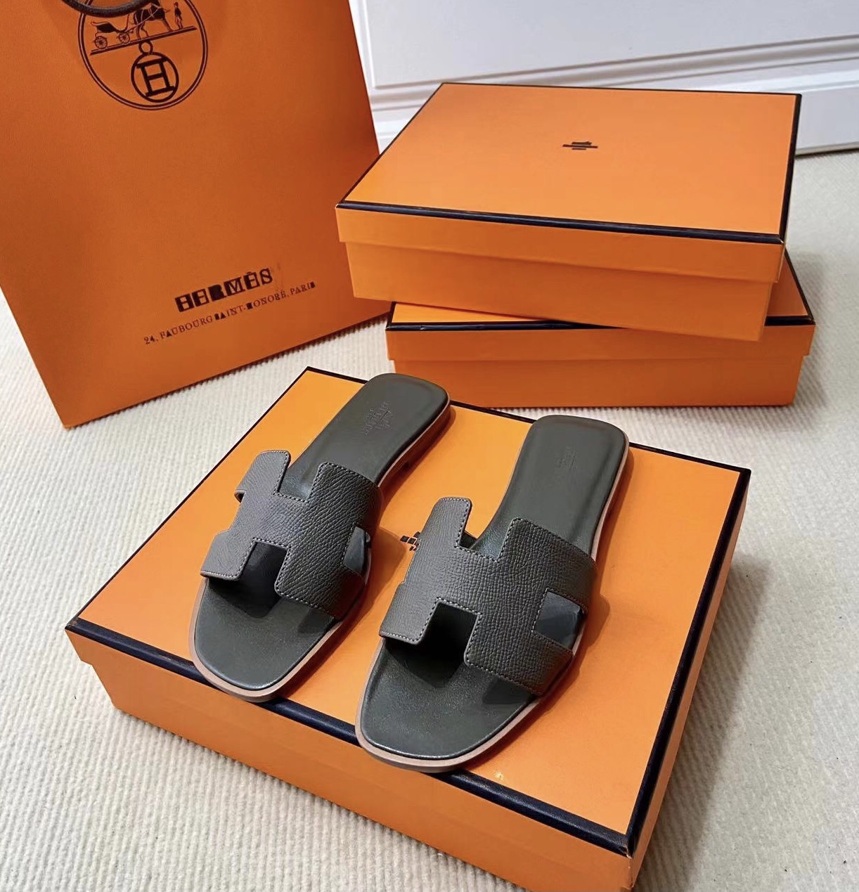 에르메스 올수공 오란 슬리퍼 샌들 앱송 67